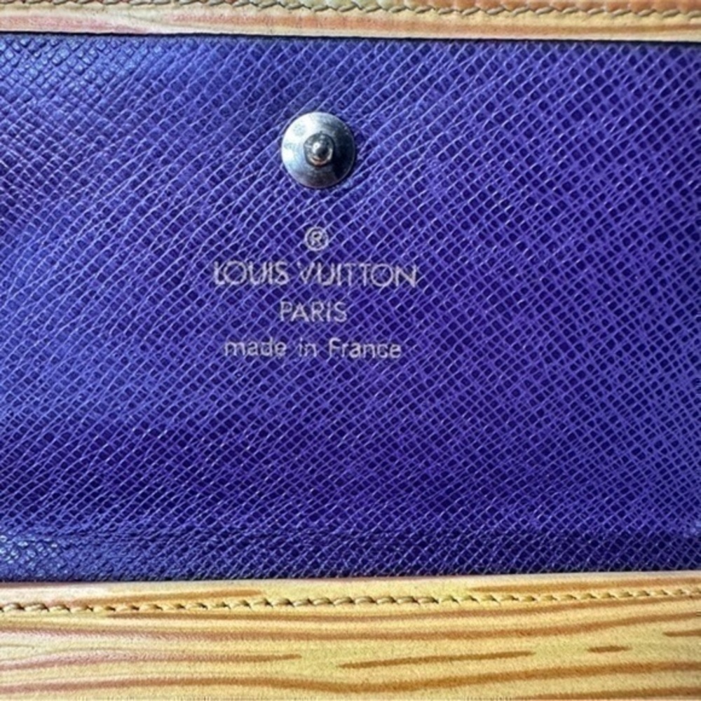 Louis Vuitton Malletier Epi Leather Elise Wallet. Yellow - Picture 5 of 14